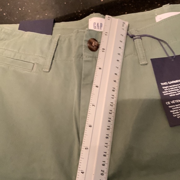 Size 10 GAP high rise, straight khaki and green - Picture 4 of 7